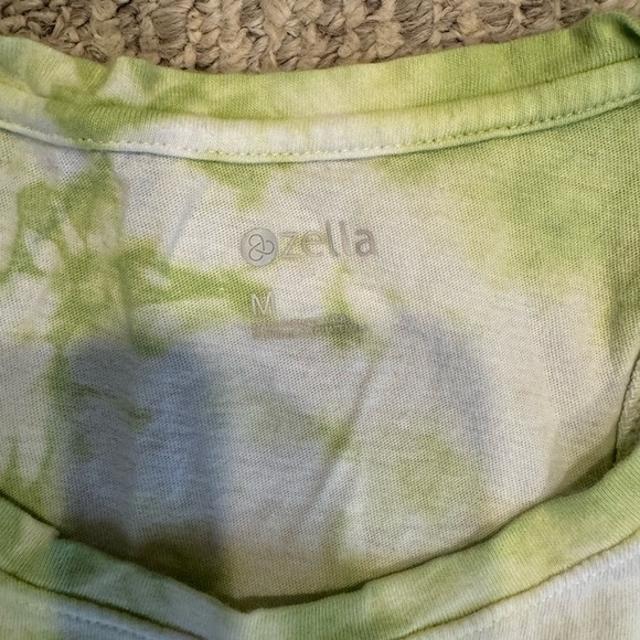 Women’s High Neck High-neck Workout Tank Top Bundle - Size M - Picture 6 of 9